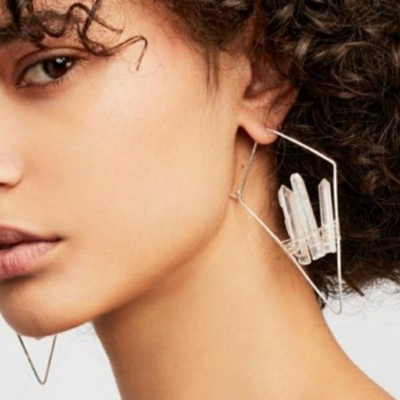 New FP Golden Wire Threader Geode Stone Geometric Hoop Earrings - Picture 16 of 16